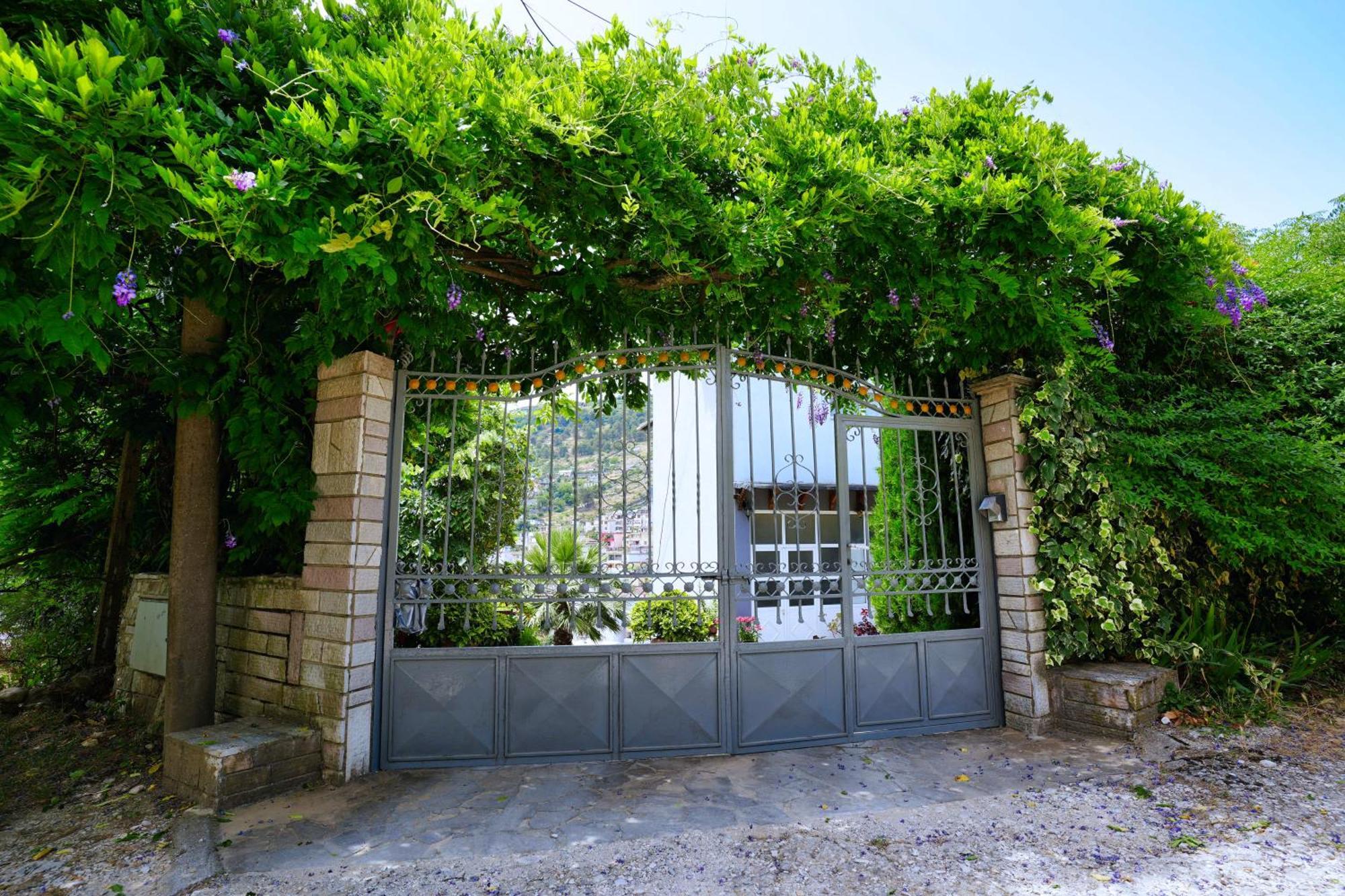 Vila Banushi Αργυρόκαστρο Εξωτερικό φωτογραφία